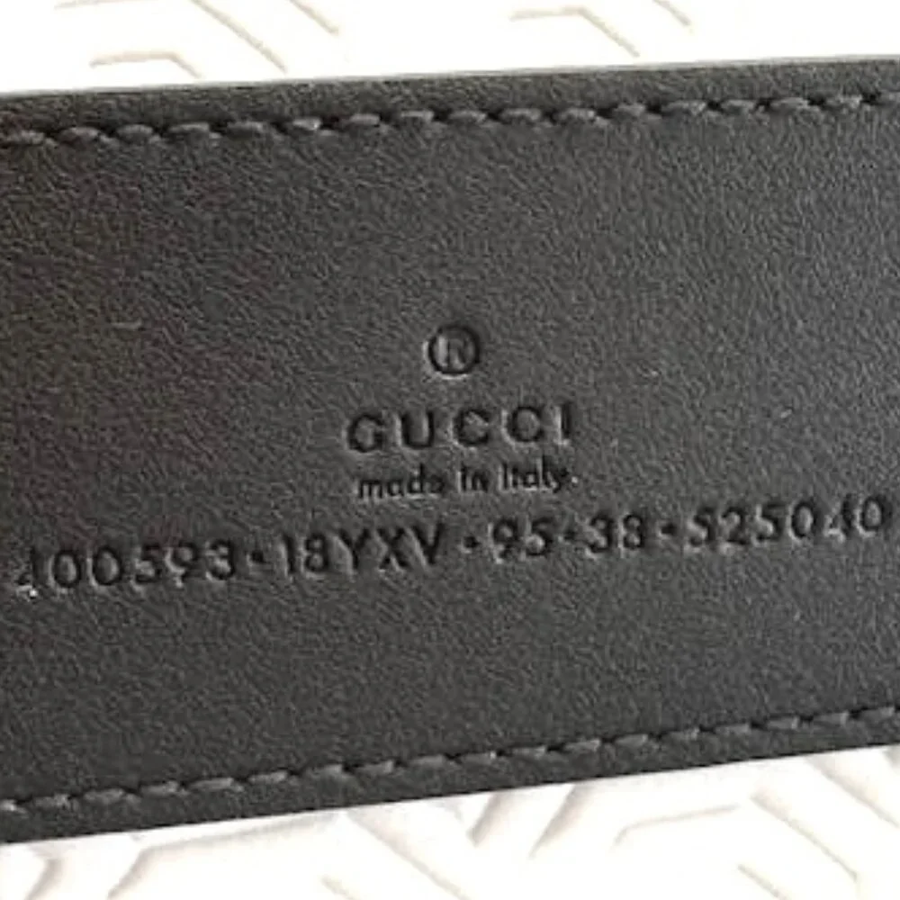 Gucci Signature GG Marmont Buckle Leather Belt